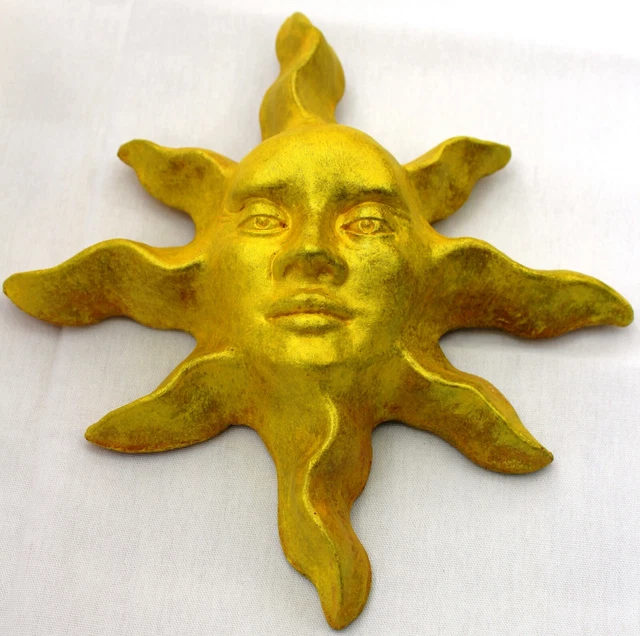 Máscara estilo máscara cara de sol dorada de 11", escultura de pared hecha a mano, firmada por artista