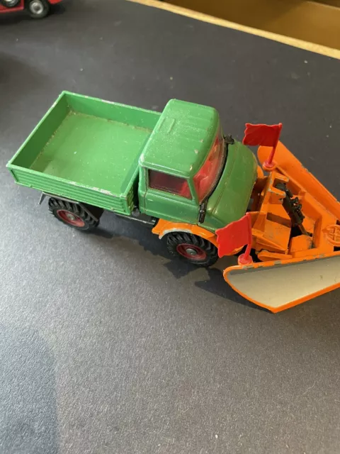 Corgi Toys 406 Unimog Green Cab With Orange Snow Plough