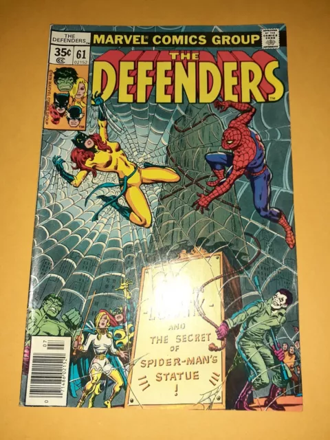 Defenders #61 (Marvel 1978) Spider-Man HellCat Lunatik Newsstand