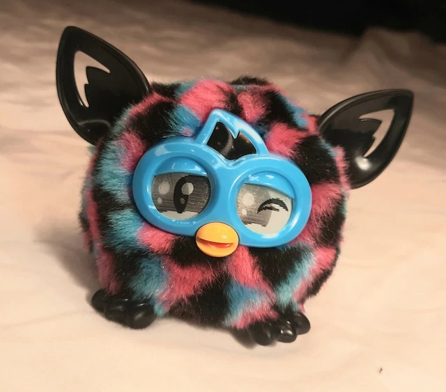2012 HASBRO FURBY Furbies Rainbow Interactive NON WORKING