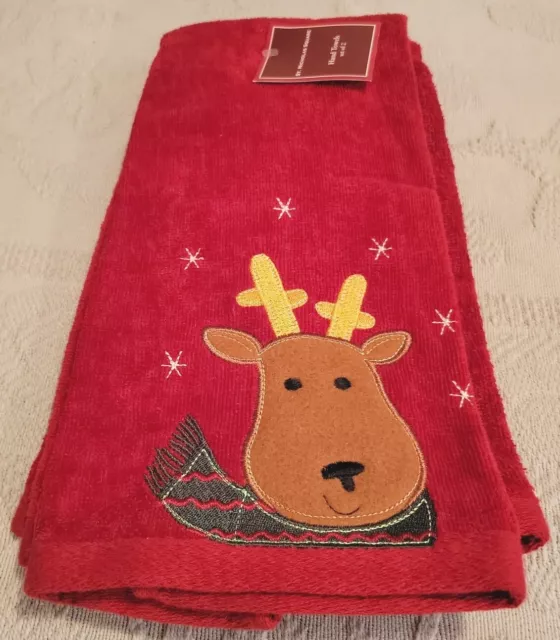 ST. Nicholas Square Kitchen Towels Set of 2    Raindeer Christmas NWT