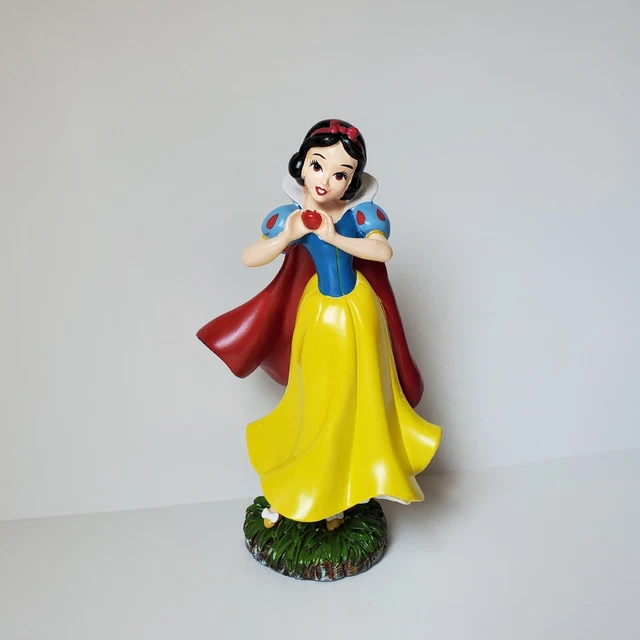Snow White & Seven Dwarfs Disney Princess Garden Statue Figurine Approx 8" Apple Snow White & Seven Dwarfs Disney Princess Garden Statue Figurine Approx 8" Apple
