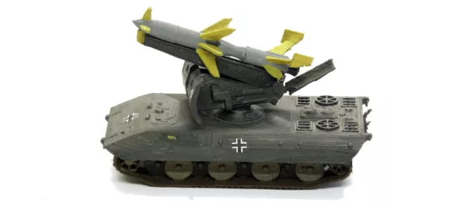 Panzerkampfwagen E-100 mit Rheintochter R1 Bausatz Wehrmacht Modell 1:87 1:72