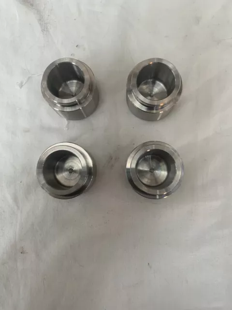 Pistoni in acciaio inox X4 per adattarsi a Nissan Skyline R33/R34 pinze posteriori doppia pentola