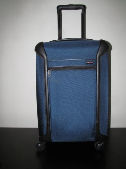 TUMI Alpha Navy Blue International Carry On Spinner, TSA Combination Padlock NWT