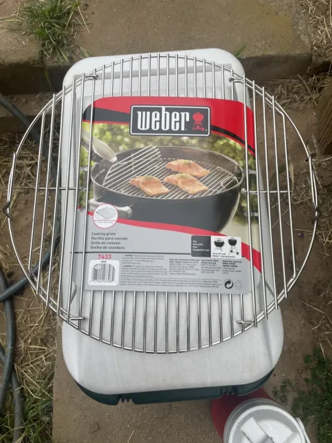Weber 7433 17.5 in Hinged Cooking Grate For 18" BBQ Charcoal Grill
