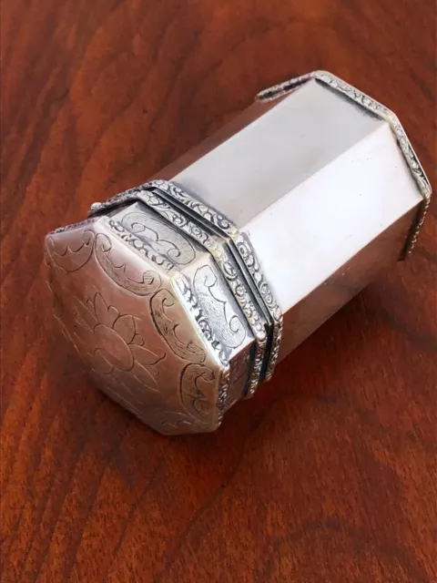 ~ Superb Octagonal Hand Chased Indian ? Silver Betel / Pandan Box