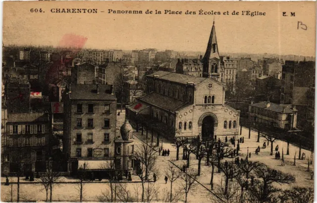 CPA AK CHARENTON - Panorama de la Place des Écoles et de l'Église (659591)