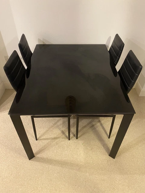 Habitat glass dining shop table