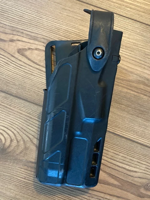 Safariland ALS Duty Holster: Glock 17/22 Gen 1-4 w/Light, Right Hand