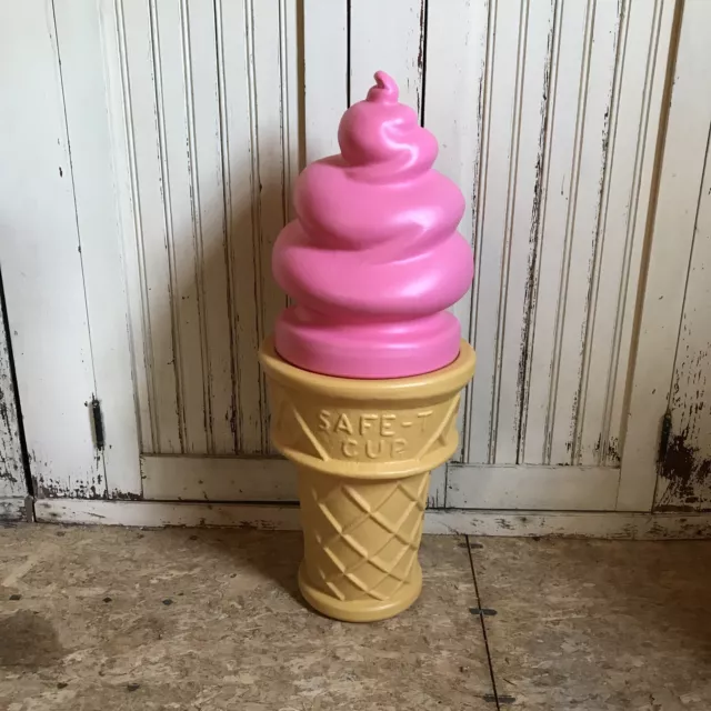 Blow Mold GIANT Ice Cream Cone Strawberry Swirl Safe T Cup Fantasia NON Lighted