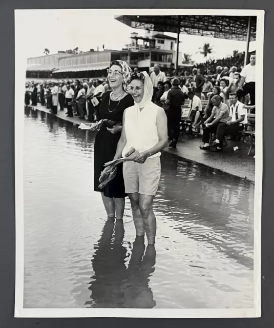 1964 Tropical Park Women at Flooded Horse Track Miami Florida VTG Press Photo