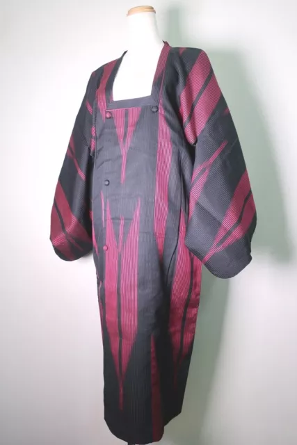 8758A1 Silk Vintage Japanese Kimono Haori Jacket Yabane