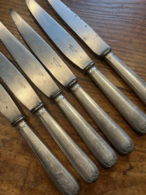 CHRISTOFLE MODELE DAX 12 CUILLERES DE TABLE EN METAL ARGENTE