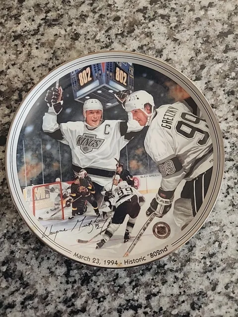 Wayne Gretzky collectors Plate 1996 great moment in hockey. Historic 802nd.