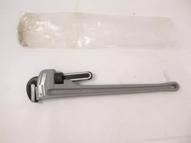 Proto J824A Straight Pipe Wrench 24" OAL Aluminum 6" Max Pipe Capacity