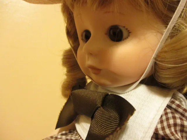 VINTAGE 1980 Marjorie Spangler Doll #123, Porcelain, Painted Face COLLECTIBLE 3