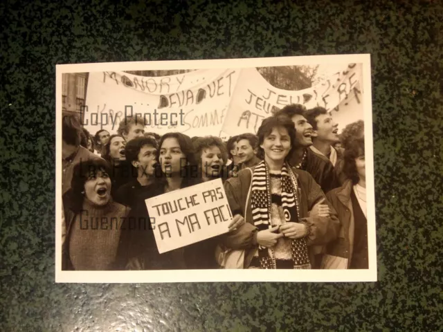 TOUCHE PAS A MA FAC MANIF ETUDIANTS LOI MONORY 1986 PARIS carte postale postcard