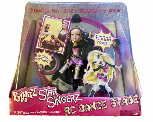 Bratz Doll  Bratz Star Singerz RC Dance Stage and Fianna Doll NEW IN MINT RARE