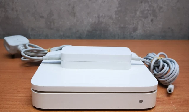 GENUINE APPLE AIRPORT Extreme Base Station - White - (A1354) *See ...