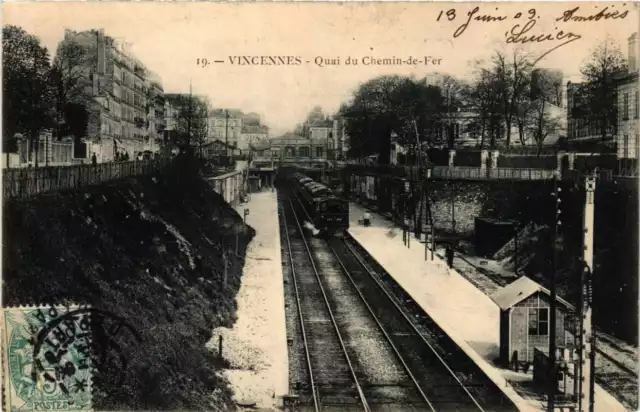 CPA AK VINCENNES Quai du Chemin-de-Fer (672317)