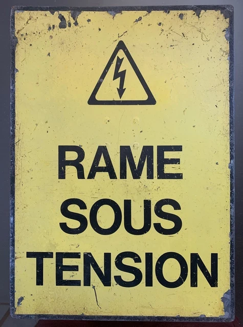 Fichier:Passage à niveau de Hères (Hautes-Pyrénées) 1.jpg - Wikipédia