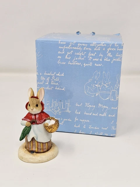 BORDER FINE ARTS Beatrix Potter Figurine Mrs Rabbit at work £9.73
