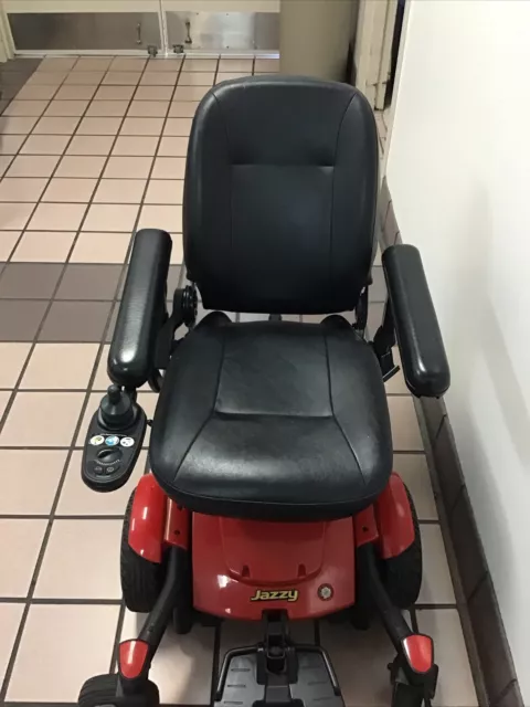 Jazzy Select 6 Power Chair wheelchair Scooter Mobility- Excellent Condition