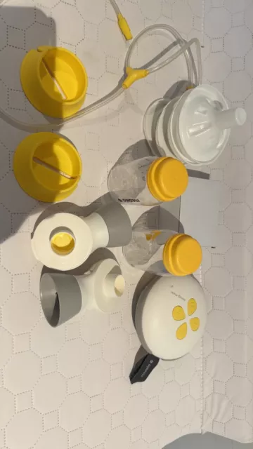 Medela Swing Maxi Double Electric Breast Pump - Yellow 2