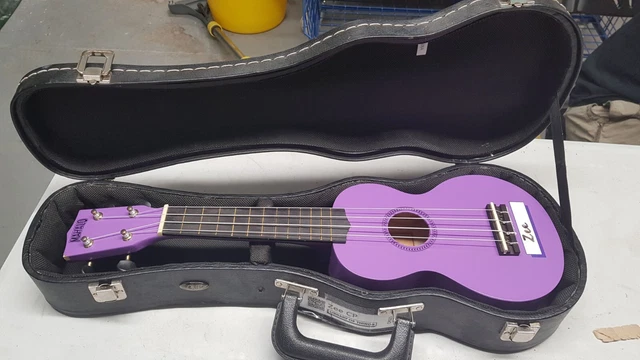 MAHALO MR1PL Purple Soprano Ukulele With Hard case, Purple