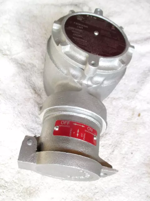 Crouse-Hinds FSQC2320 250/600VAC Interlocked Receptacle Switch Hazardous Locatn