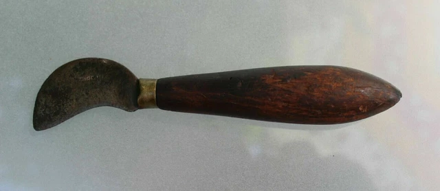 Altes Gärtnermesser / Okuliermesser - Hippe - mit Hartholzgriff - um 1920 - H10