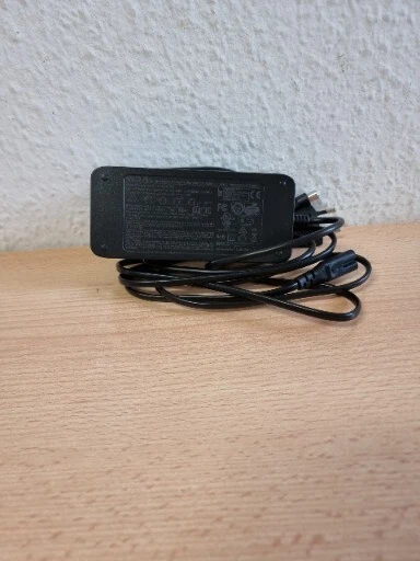 MDA Caricabatterie per Scooter Elettrico, Spina UE (BC238360020)