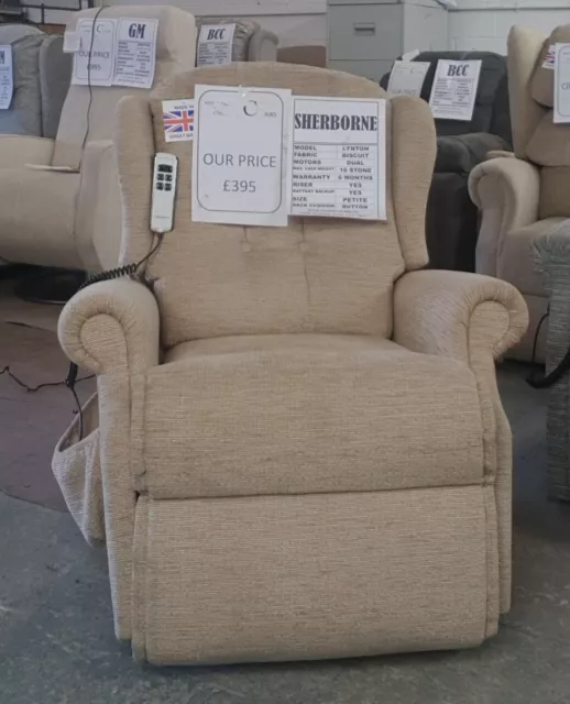 Morris living oxford online riser recliner