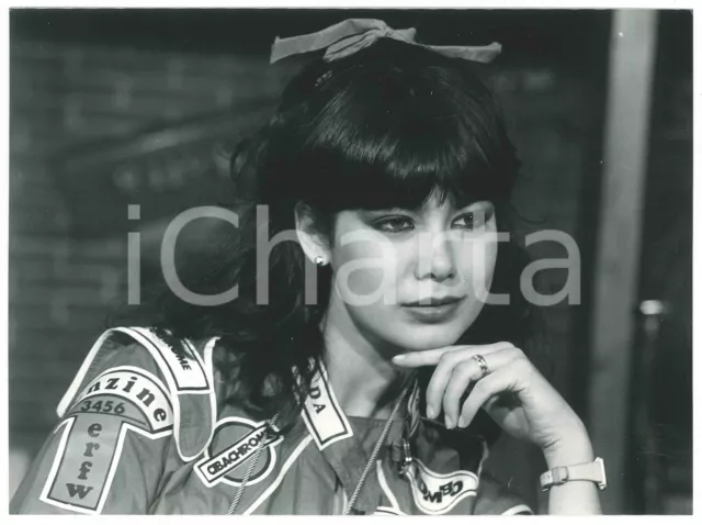 1985 ca COSTUME ITALIA Susanna MESSAGGIO con giacca sportiva (2) Foto 24x18 cm