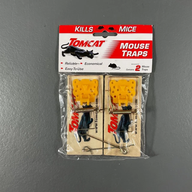 Tomcat 2 Mouse Traps Bait Trigger Reliable Easy to Use Economical Kill Mice