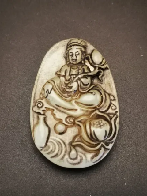 Natural CHINESE. Nephrite jade Hand carved Lotus Avalokitesvara Pendant Y87