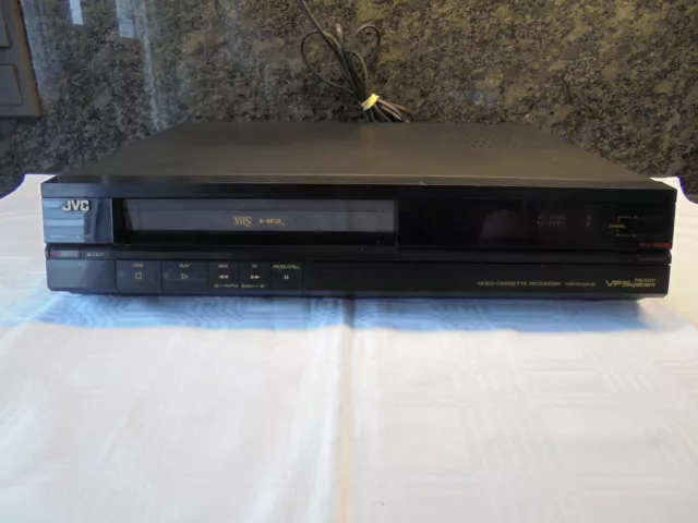 DEFEKT JVC HR-D320E VHS Player Video Recorder HiFi Stereo