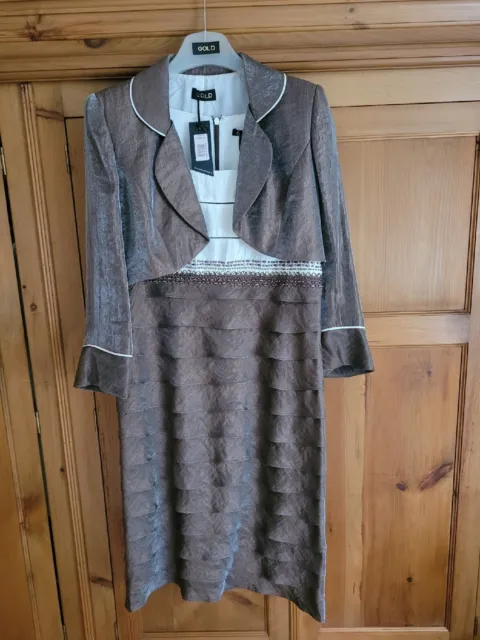 Gorgeous cruise/cocktail dress/wedding outfit. Ivory/bronze shimmer Size 14 SLIM