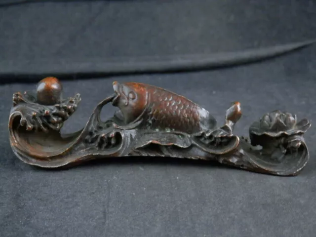 Wunderschöne Kleinbronze "Fisch im Lotus"