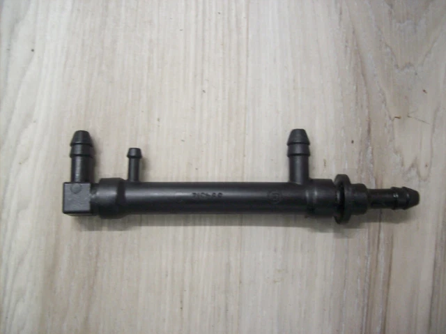Evinrude Johnson V4 Fuel Manifold 394312 90hp 115hp Outboard Boat Motor
