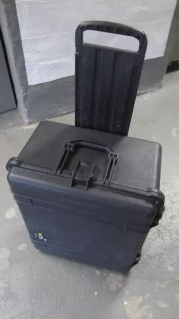 !!! Peli Case 1610 Schwarz inkl. Inlay !!!