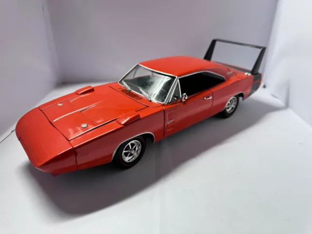 1:18 Ertl 1969 Dodge Charger Daytona Rot 1of500 RAR Modellauto