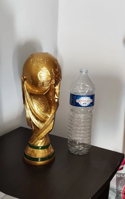 Réplique coupe du monde 36 cm 1.5 Kg, world cup replica 36 cm 1,5 Kg , trophée
