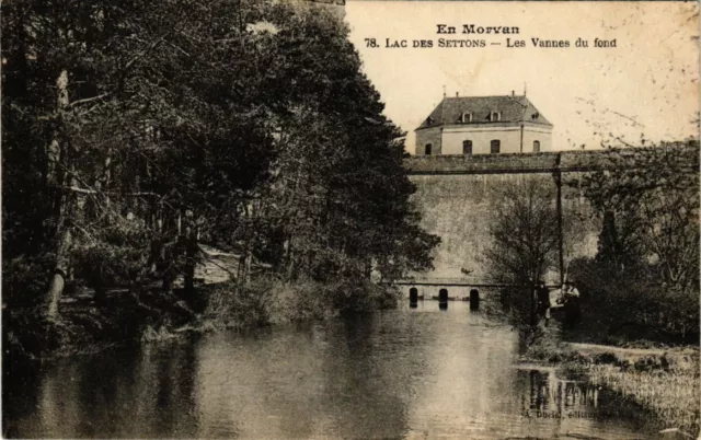 CPA Le MORVAN - Lac des SETTONS - Les VANNES du fond (518401)