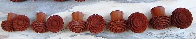 Pair Organic Detail Hand Carved 3D Flower Sawo Wood Ear Plugs Tunnels Gauges