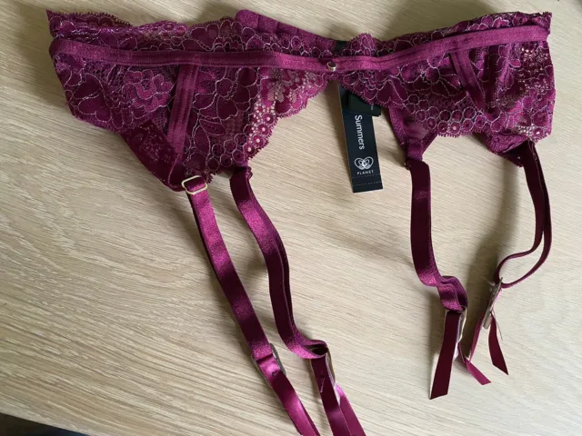 Ann Summers Burgundy Lace  Suspender belt size 12-14 Rrp £14 BNWT Sexy Valentine