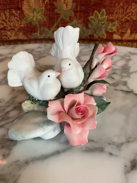 Capodimonte Italy Porcelain White Doves Pink Flowers Centerpiece Collectible VTG