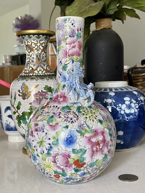 Antique Chinese Qing Dynasty Hundred Flower Porcelain Vase