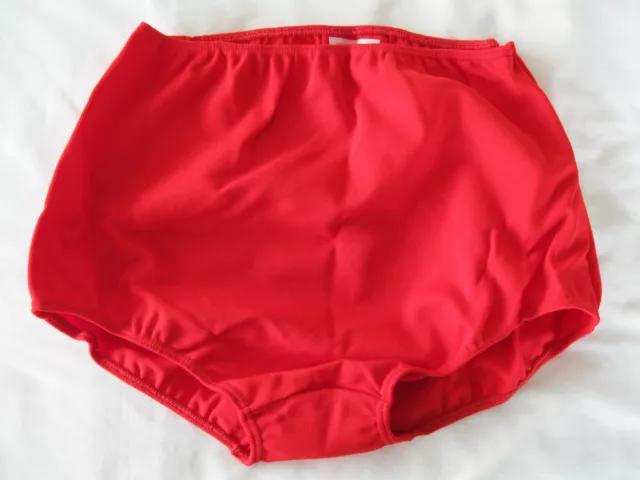 GYMPHLEX 100% BRI Nylon School Gym Knickers in SCARLET Size 28